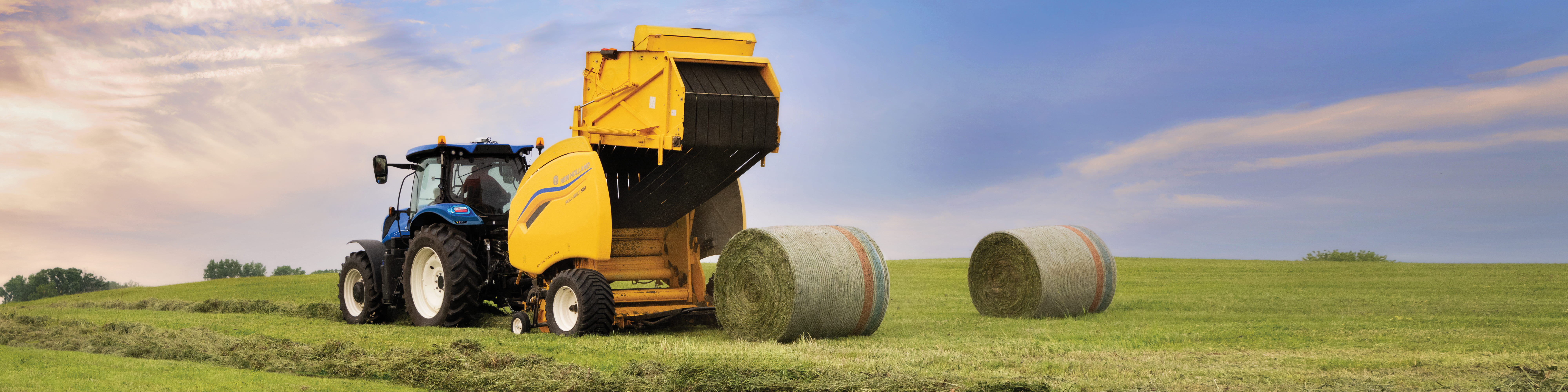 Image of New Holland Agriculture baling equipment